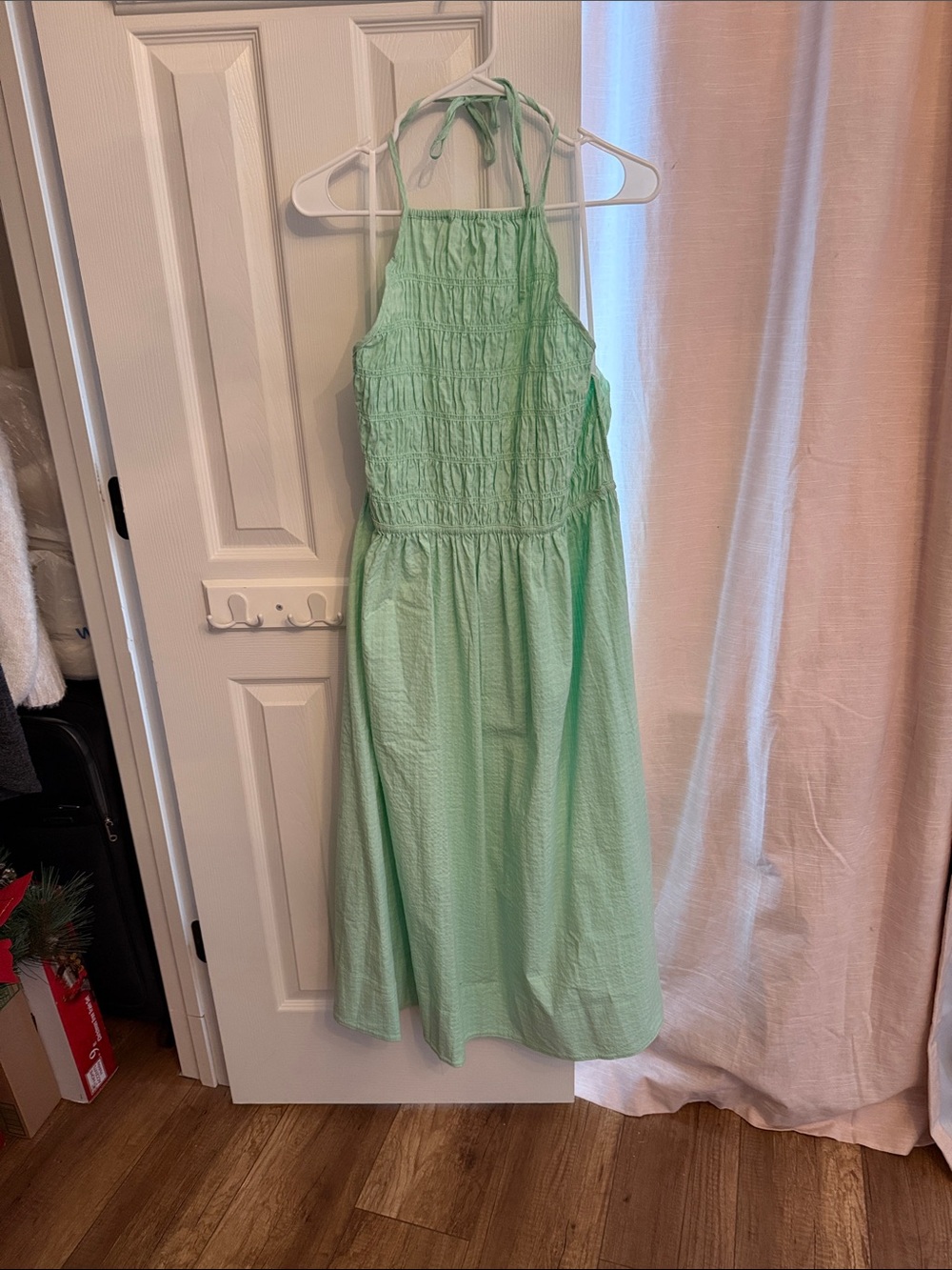 Women’s Mint Green Halter Dress